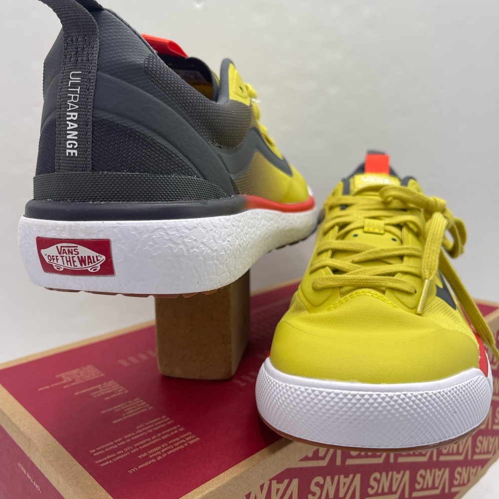 Vans WMNS Mte Ultrarange Exo
Sulphur
VN000CWCD2P Sneakers - Picture 8 of 16